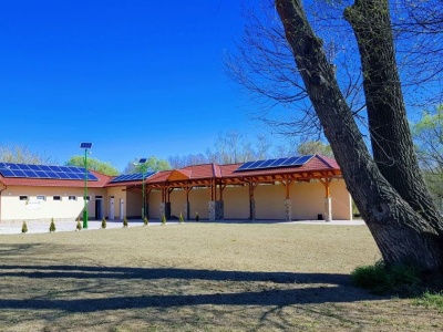 Átadásra kész a piactér